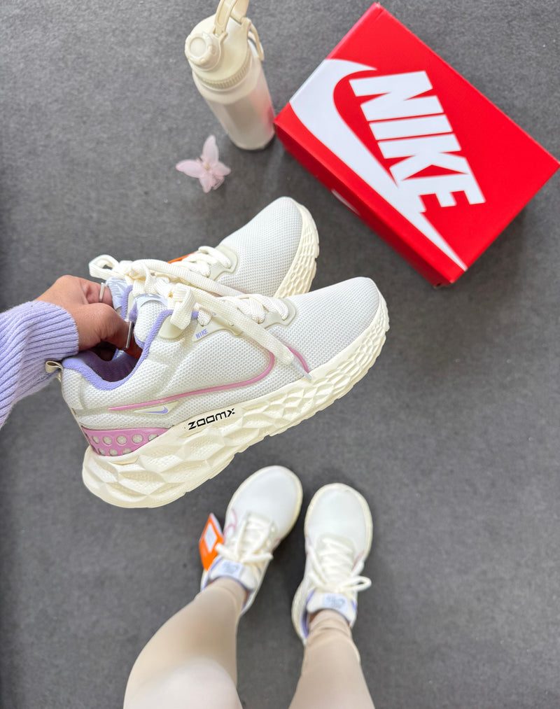 Tênis Nike react infinity