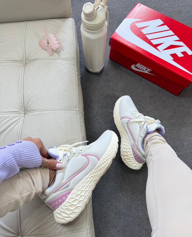 Tênis Nike react infinity