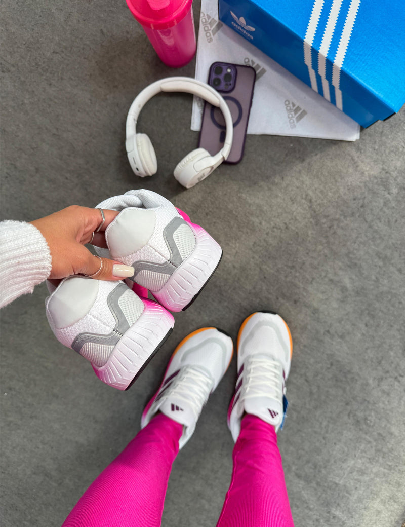 Tênis Adidas Falcon